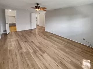 Photo #3: 4096828 Listing