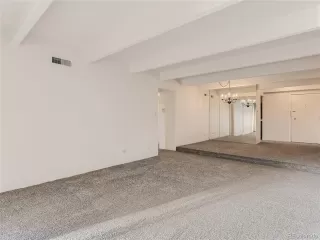 Photo #2: 4099195 Listing 