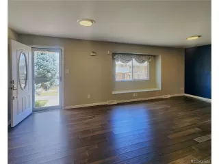 Photo #3: 4102226 Listing