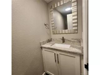 Photo #5: 4102226 Listing