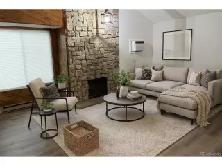 Photo #4: 4104005 Listing