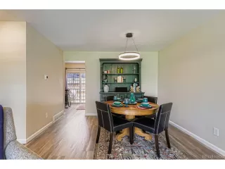 Photo #6: 4104057 Listing 