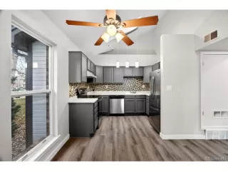 Photo #6: 4105535 Listing