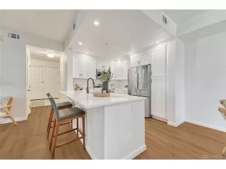 Photo #6: 4106019 Listing