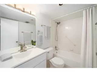 Photo #4: 4106290 Listing