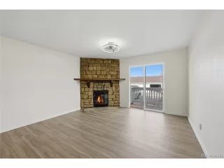 Photo #3: 4107643 Listing 