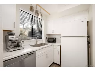 Photo #2: 4107810 Listing 