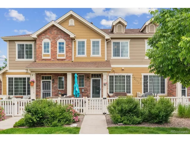 MLS: 4110452 Condo For Sale