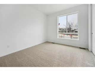 Photo #2: 4110540 Listing