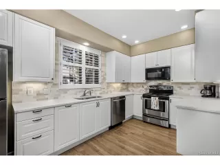 Photo #4: 4111349 Listing