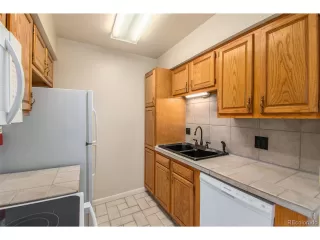 Photo #3: 4113828 Listing