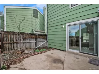 Photo #5: 4113828 Listing