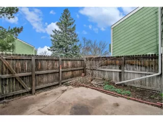 Photo #6: 4113828 Listing