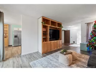 Photo #5: 4114459 Listing 