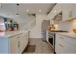 Photo #5: 4117522 Listing