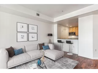 Photo #3: 4118170 Listing