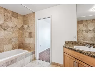 Photo #6: 4118170 Listing