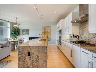 Photo #6: 4119496 Listing 