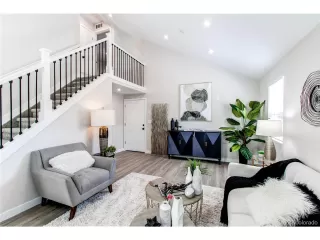 Photo #5: 4119747 Listing 