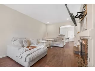 Photo #2: 4119849 Listing