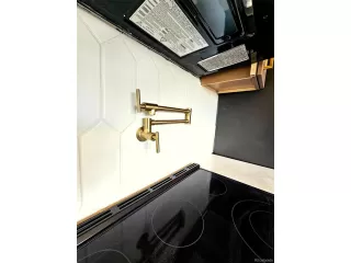 Photo #2: 4120727 Listing 