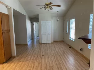 Photo #6: 4121690 Listing