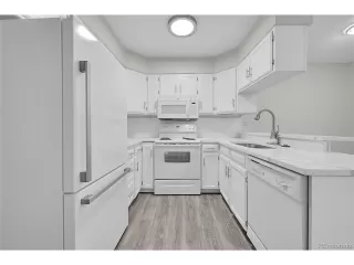 Photo #5: 4124965 Listing 