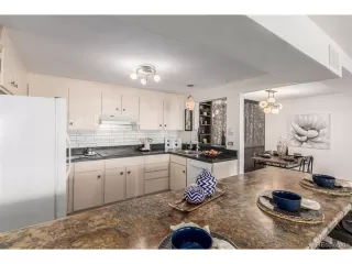 Photo #4: 4126388 Listing