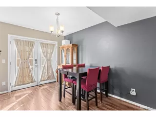 Photo #4: 4127822 Listing