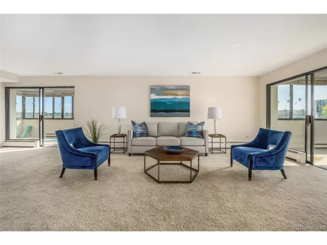 MLS: 4128183 Condo For Sale