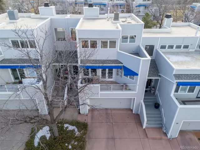 MLS: 4131913 Condo For Sale