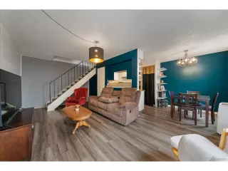 Photo #3: 4133168 Listing