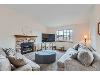 Photo #2: 4133251 Listing 