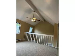 Photo #2: 4133347 Listing