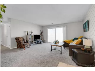 Photo #2: 4134517 Listing 