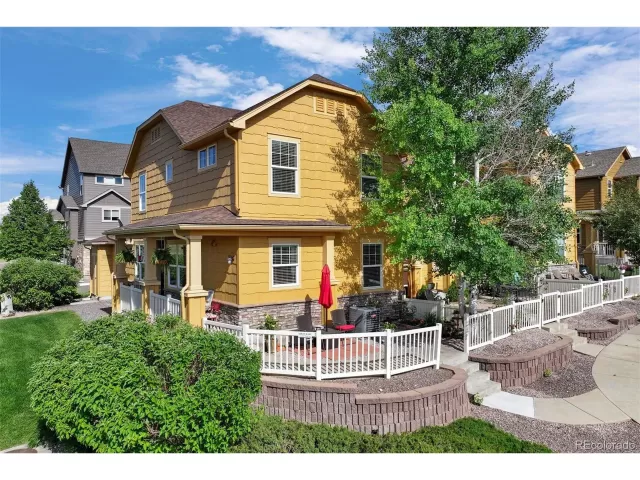 MLS: 4134518 Condo For Sale