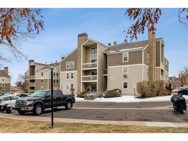 MLS: 4134917 Condo For Sale