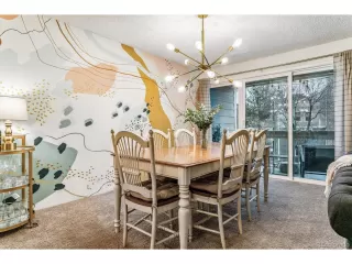 Photo #5: 4134917 Listing