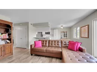 Photo #5: 4137424 Listing 