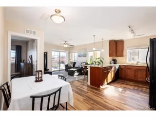 Photo #5: 4137733 Listing 