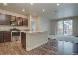 Photo #3: 4138929 Listing