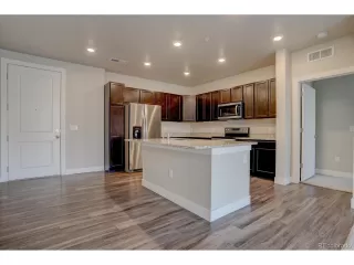 Photo #4: 4138929 Listing