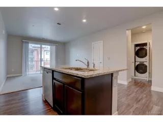 Photo #6: 4138929 Listing