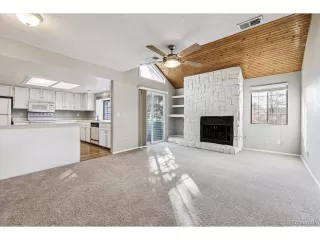 Photo #2: 4139565 Listing 