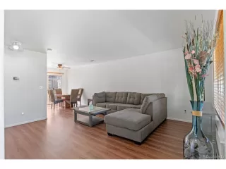 Photo #3: 4139684 Listing 