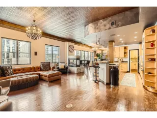 Photo #2: 4140617 Listing 