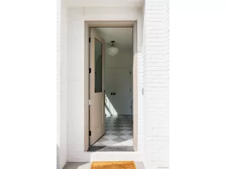 Photo #3: 4140902 Listing