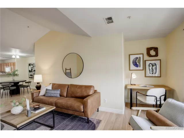 MLS: 4144499 Condo For Sale