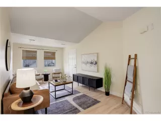 Photo #2: 4144499 Listing 