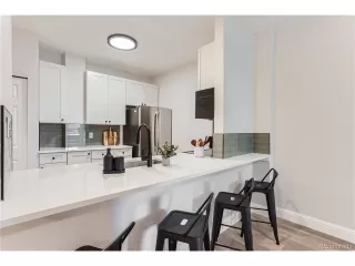 Photo #6: 4148566 Listing